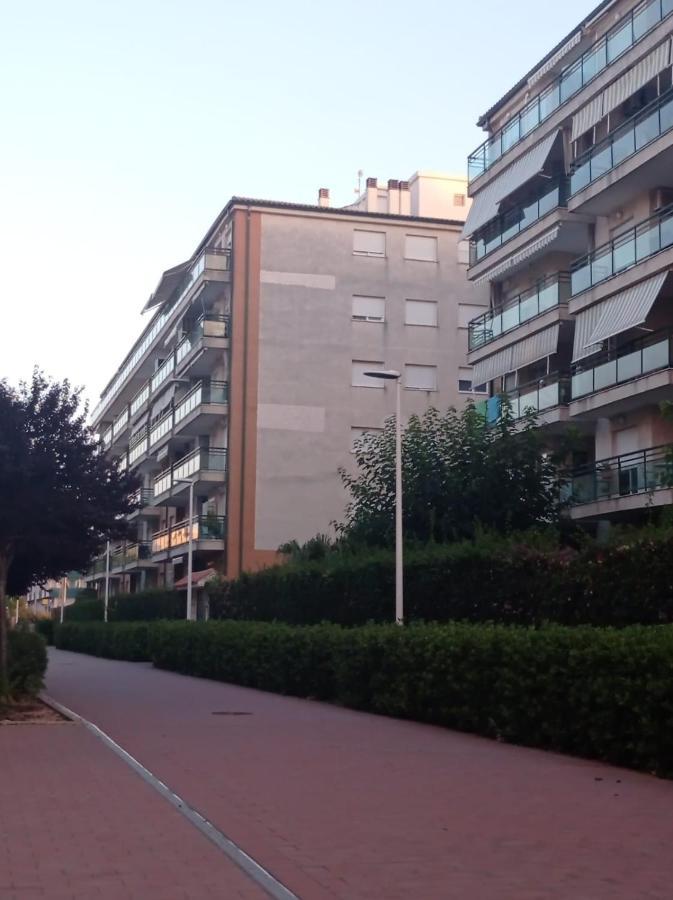 Apartamento Pilar Solo Familias Гандия Екстериор снимка
